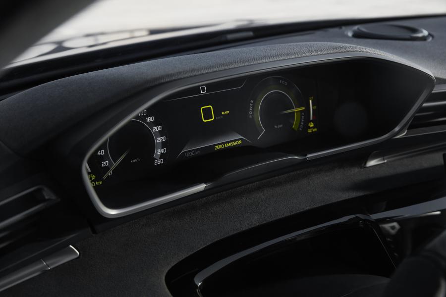 Панель приборов Concept 508 Peugeot Sport Engineered 2019 года  (фото 63 из 73)